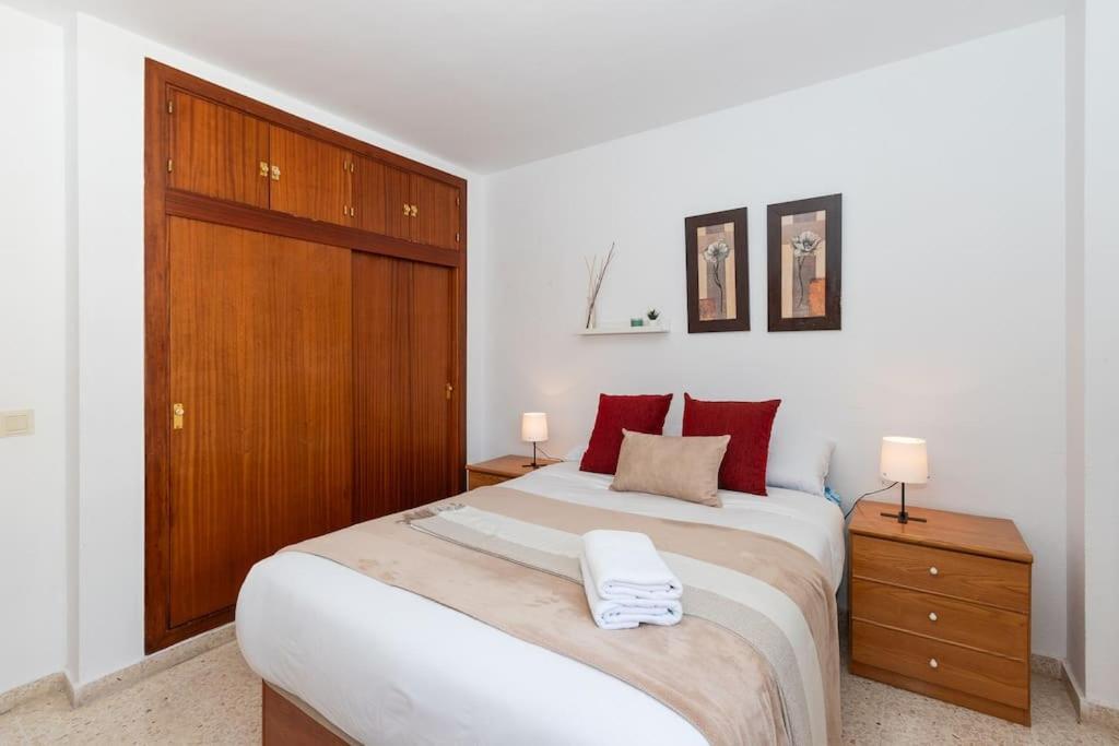 Apartamento Fuengirola Beachアパートメント エクステリア 写真