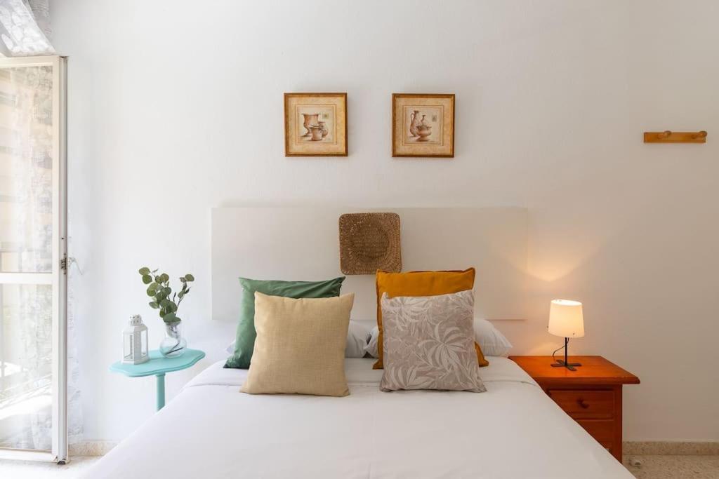 Apartamento Fuengirola Beachアパートメント エクステリア 写真